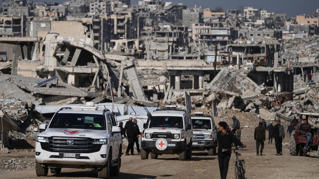 إسرائيل تتسلّم رفات أحد الرهينتين المتبقيتين في غزة وقطر تأمل الانتقال للمرحلة الثانية من الاتفاق