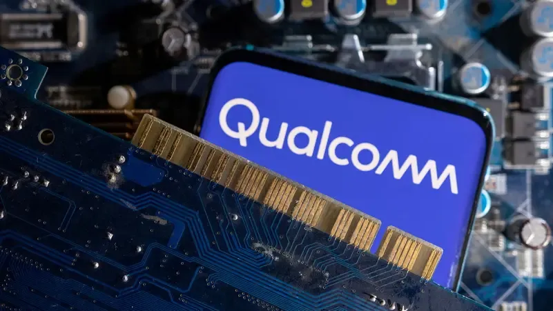 «كوالكوم» و«ترجمة» تتعاونان لتوسيع تطبيقات الذكاء الاصطناعي بالعربية